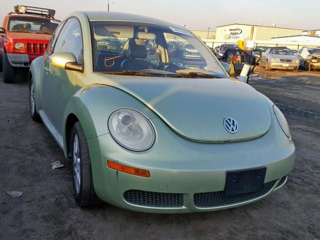 3VWPG31C78M525860 - 2008 VOLKSWAGEN NEW BEETLE GREEN photo 1