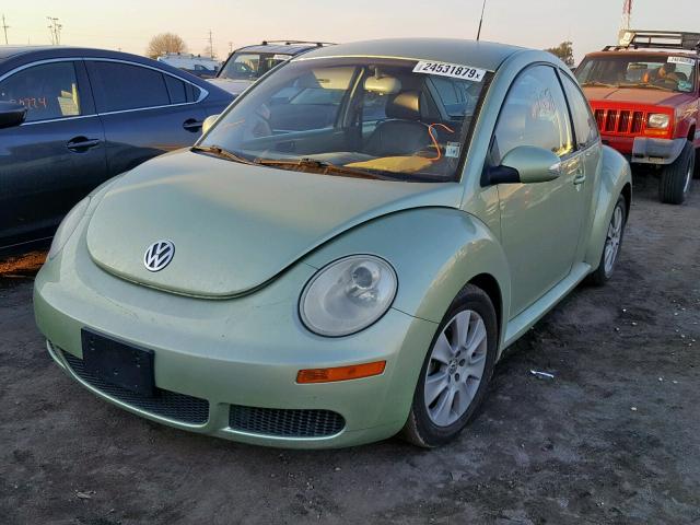 3VWPG31C78M525860 - 2008 VOLKSWAGEN NEW BEETLE GREEN photo 2