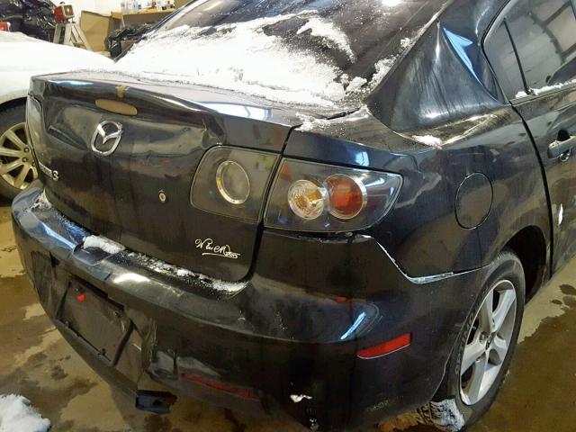 JM1BK32F981178971 - 2008 MAZDA 3 I BLACK photo 9