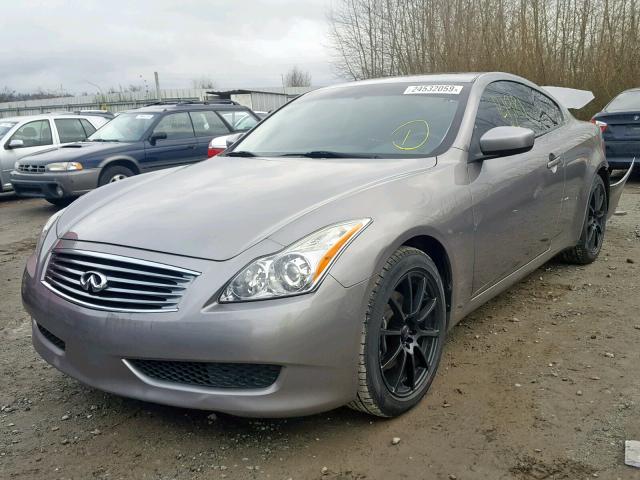 JNKCV64F69M653484 - 2009 INFINITI G37 GRAY photo 2