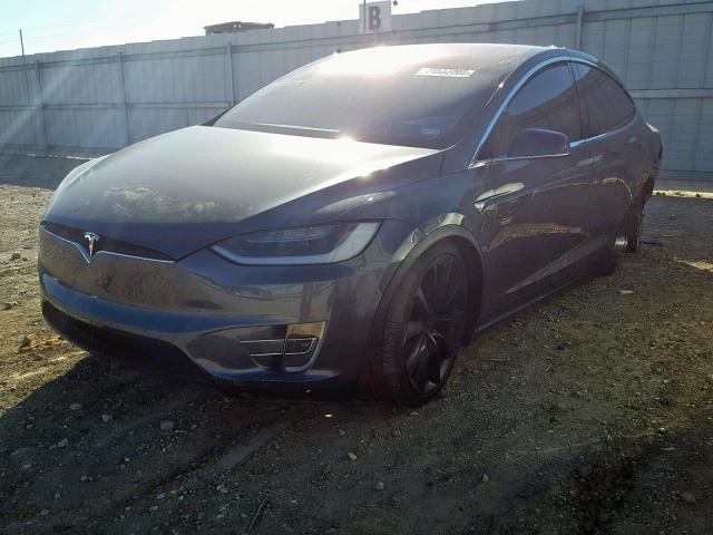 5YJXCAE27JF088344 - 2018 TESLA MODEL X GRAY photo 2