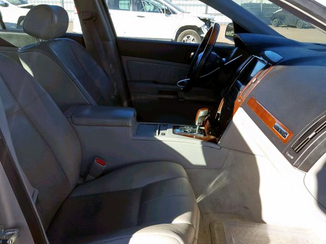 1G6DW677250138610 - 2005 CADILLAC STS SILVER photo 5