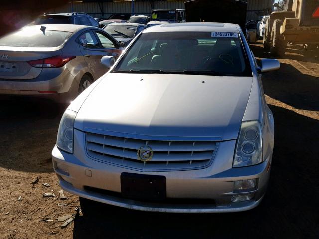 1G6DW677250138610 - 2005 CADILLAC STS SILVER photo 9