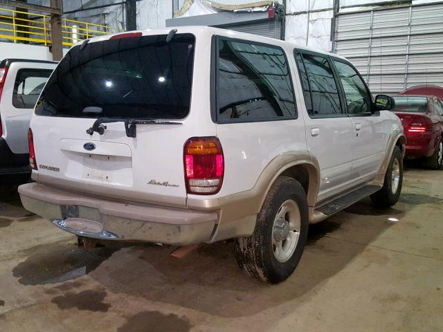 1FMDU74E5YZB62066 - 2000 FORD EXPLORER E WHITE photo 4