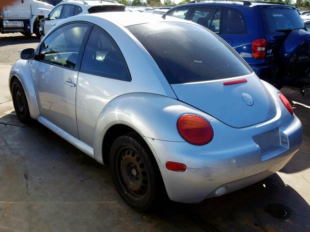 3VWCK21C32M460004 - 2002 VOLKSWAGEN NEW BEETLE Gümüş foto 3
