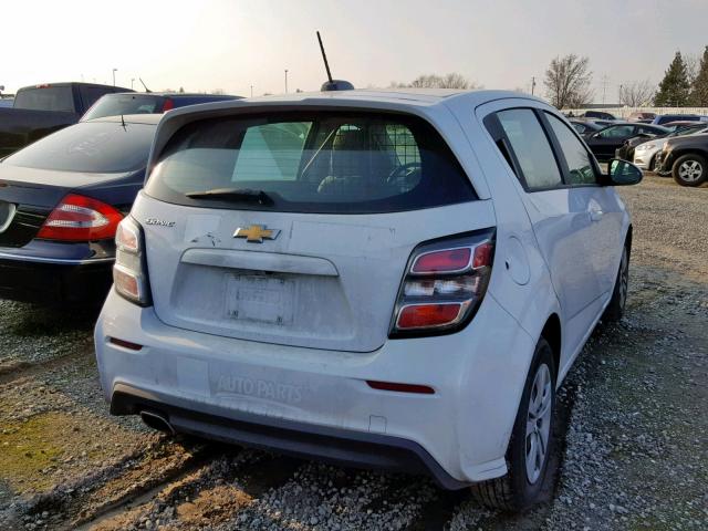 1G1JG6SH9J4104866 - 2018 CHEVROLET SONIC WHITE photo 4