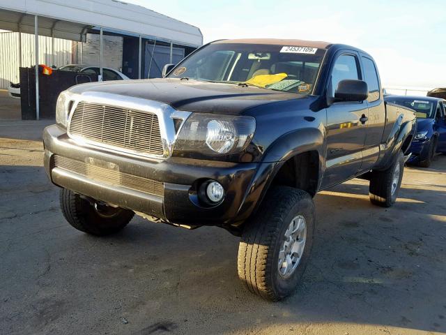 5TETU62N16Z306906 - 2006 TOYOTA TACOMA PRE BLACK photo 2