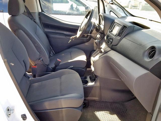 3N63M0ZN5HK693911 - 2017 CHEVROLET CITY EXPRE WHITE photo 5