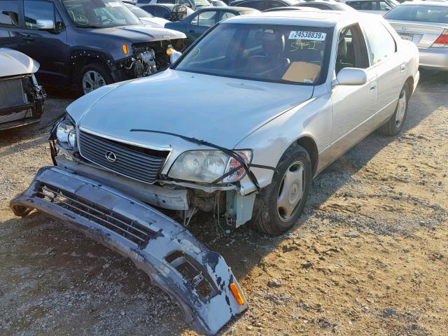 JT8BH28F8X0145768 - 1999 LEXUS LS 400 SILVER photo 2