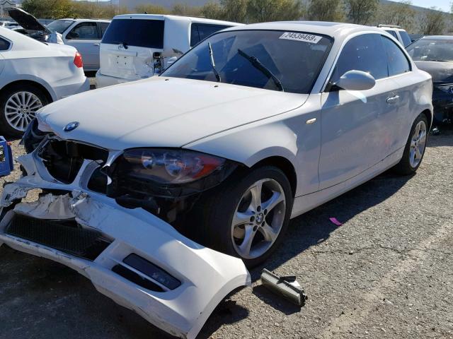 WBAUP93548VF47778 - 2008 BMW 128 I WHITE photo 2