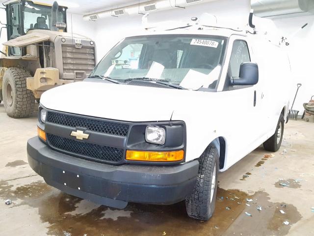 1GCWGFCB0D1902184 - 2013 CHEVROLET EXPRESS G2 白色 照片 2