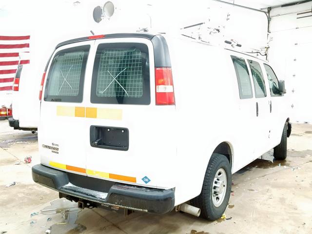 1GCWGFCB0D1902184 - 2013 CHEVROLET EXPRESS G2 白色 照片 4