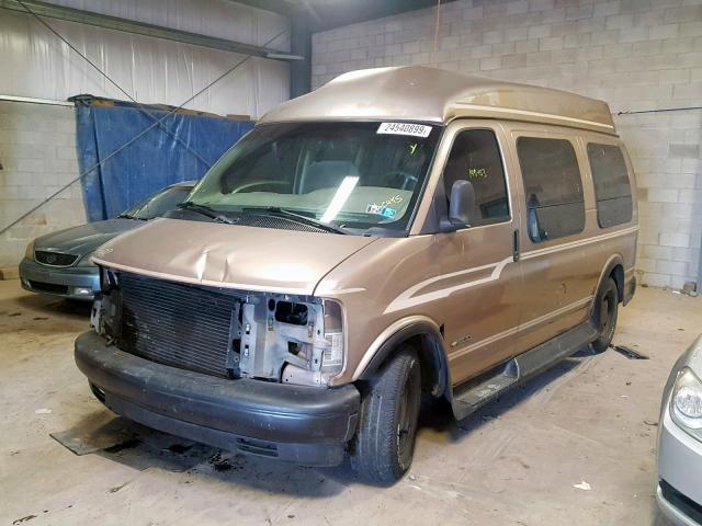 1GBFG15M3Y1185839 - 2000 CHEVROLET EXPRESS G1 GOLD photo 2