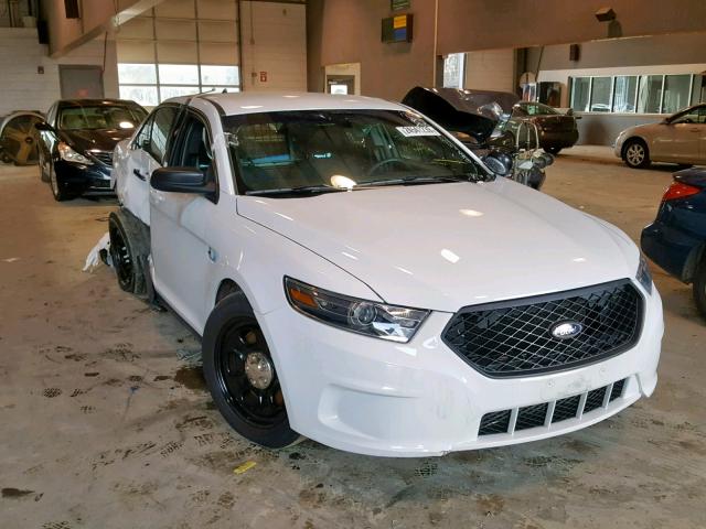 1FAHP2L89HG145056 - 2017 FORD TAURUS POL WHITE photo 1