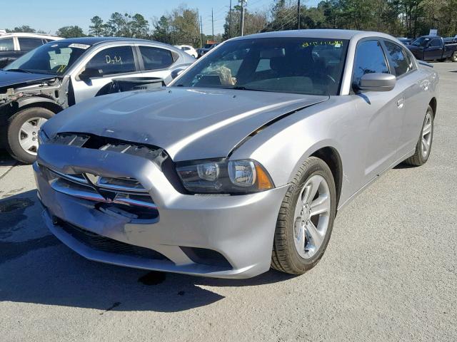 2C3CDXBG6EH319009 - 2014 DODGE CHARGER SE SILVER photo 2