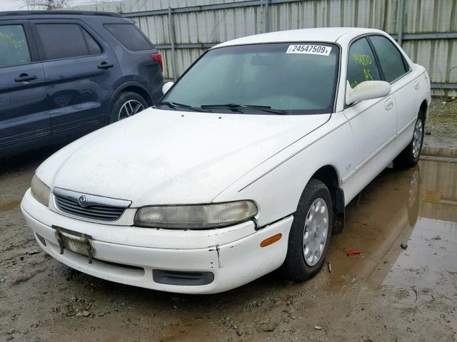 1YVGE22C6V5601727 - 1997 MAZDA 626 DX WHITE photo 2