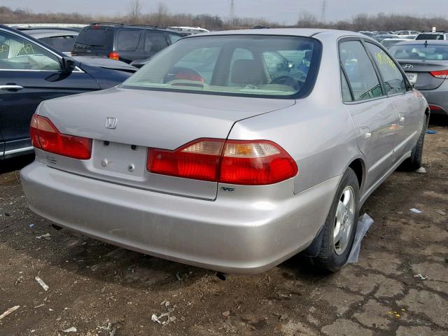 1HGCG1652WA014133 - 1998 HONDA ACCORD EX SILVER photo 4