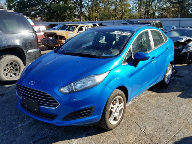 3FADP4BJ7HM137106 - 2017 FORD FIESTA SE BLUE photo 2