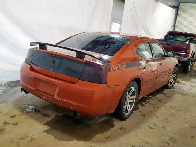 2B3KA53H76H280316 - 2006 DODGE CHARGER R/ ORANGE photo 4