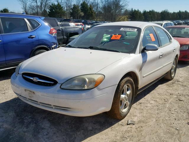 1FAFP55UX2A124035 - 2002 FORD TAURUS SES WHITE photo 2