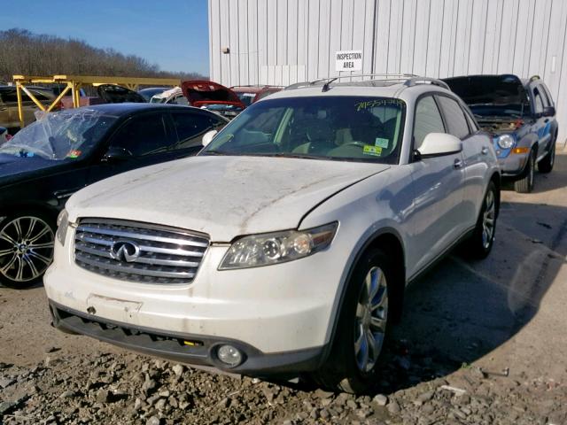 JNRAS08W74X224063 - 2004 INFINITI FX35 WHITE photo 2