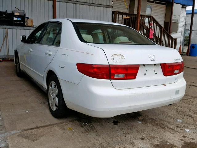 1HGCM56405A120229 - 2005 HONDA ACCORD LX WHITE photo 3