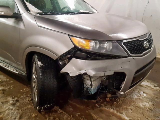 5XYKWDA2XDG337886 - 2013 KIA SORENTO SX GRAY photo 9