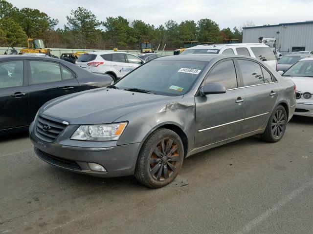 5NPEU46C19H427321 - 2009 HYUNDAI SONATA SE GRAY photo 2