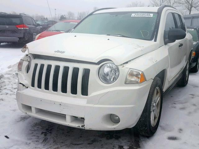 1J8FT47W28D580075 - 2008 JEEP COMPASS SP თეთრი ფოტო 2