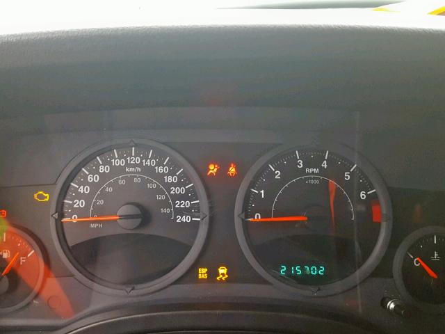 1J8FT47W28D580075 - 2008 JEEP COMPASS SP თეთრი ფოტო 8