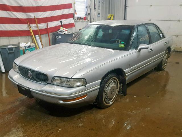 1G4HR52KXWH527022 - 1998 BUICK LESABRE LI SILVER photo 2