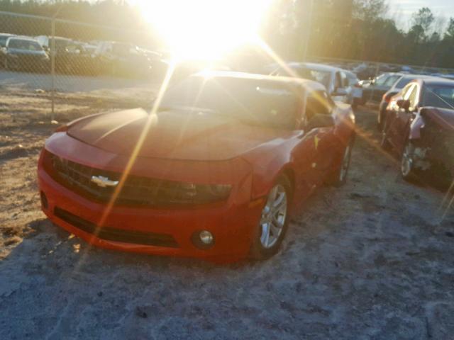 2G1FB1E37C9184479 - 2012 CHEVROLET CAMARO LT RED photo 2