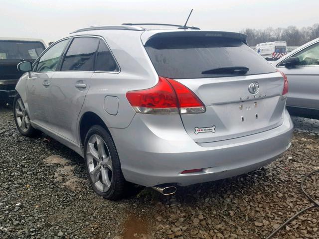 4T3BK3BB2AU028897 - 2010 TOYOTA VENZA BASE SILVER photo 3