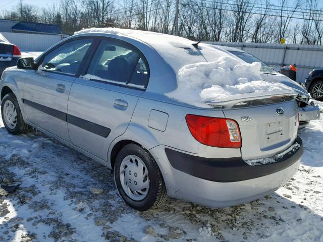 KNADE123866128201 - 2006 KIA RIO SILVER photo 3