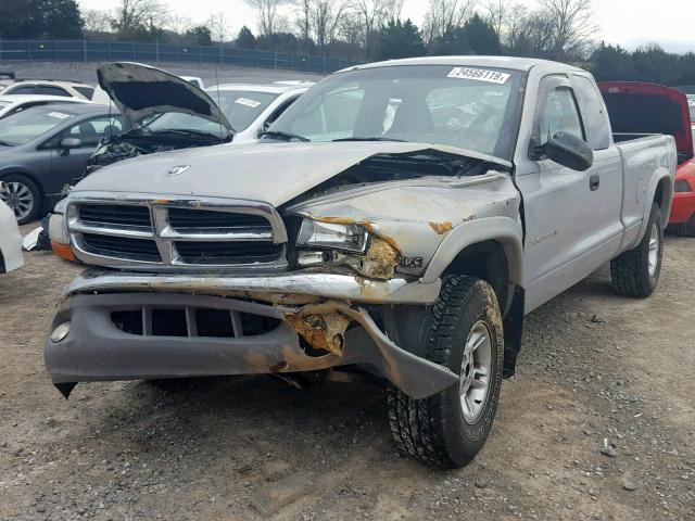 1B7GG22N0YS596578 - 2000 DODGE DAKOTA SILVER photo 2