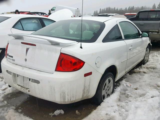 1G2AR15HX97233794 - 2009 PONTIAC G5 WHITE photo 4