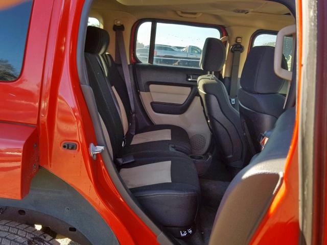 5GTDN136868132600 - 2006 HUMMER H3 RED photo 6