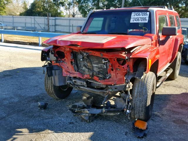 5GTDN136868132600 - 2006 HUMMER H3 RED photo 9