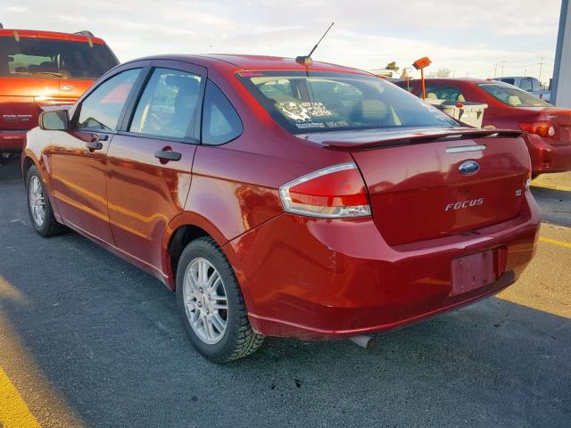 1FAHP35N49W180457 - 2009 FORD FOCUS SE RED photo 3