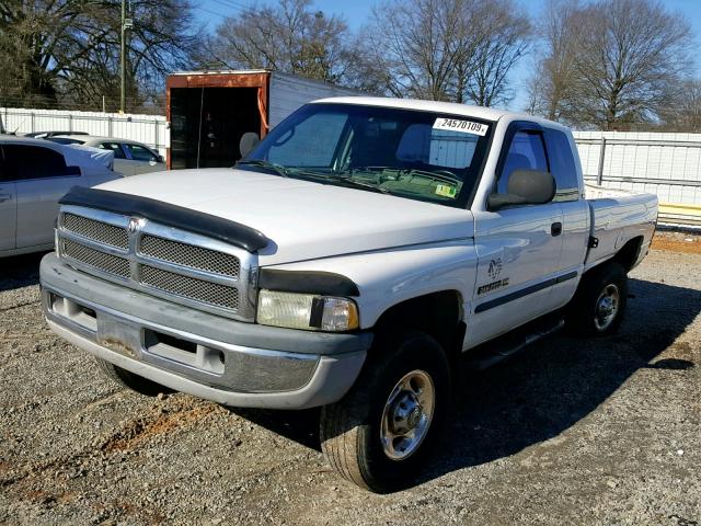 3B7KF23Z32M281420 - 2002 DODGE RAM 2500 WHITE photo 2