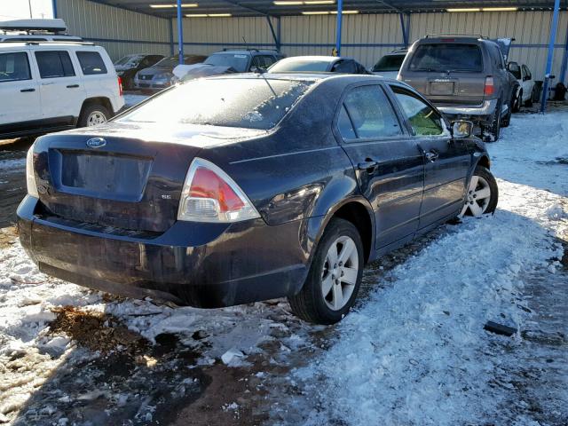 3FAHP07Z28R272022 - 2008 FORD FUSION SE BLUE photo 4