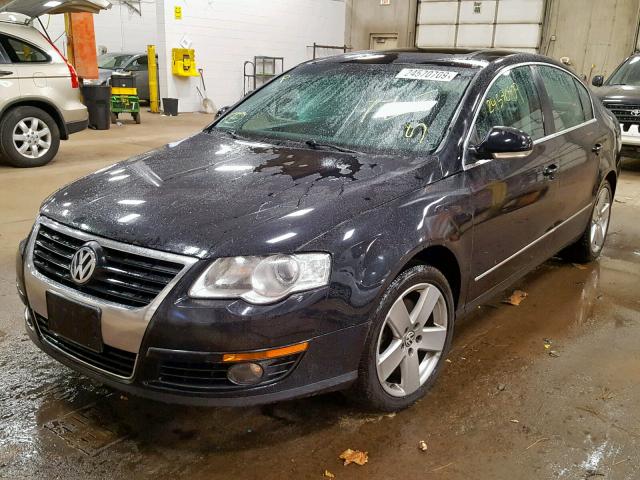 WVWJK73C79P022496 - 2009 VOLKSWAGEN PASSAT TUR BLACK photo 2