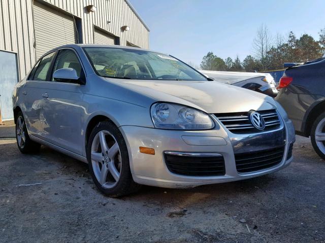 3VWRL7AJ3AM179970 - 2010 VOLKSWAGEN JETTA TDI SILVER photo 1