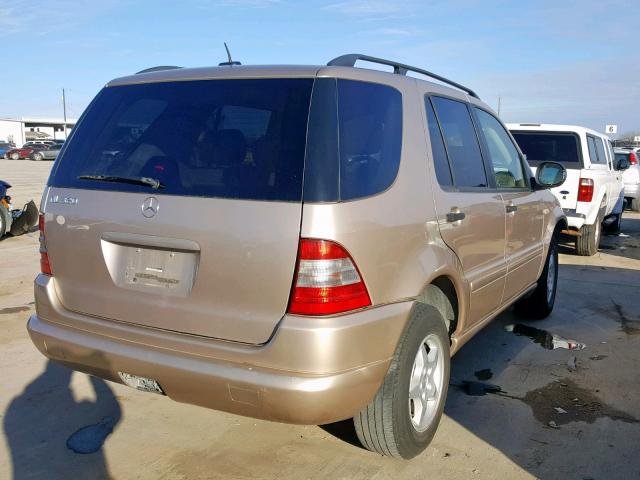 4JGAB54E51A241819 - 2001 MERCEDES-BENZ ML 320 SILVER photo 4