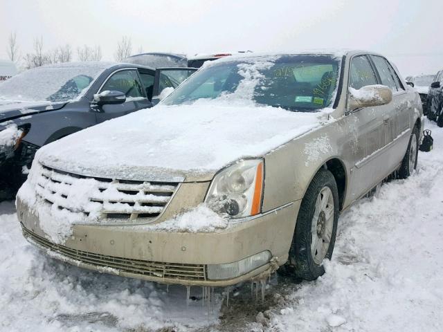 1G6KD57966U244335 - 2006 CADILLAC DTS GOLD photo 2