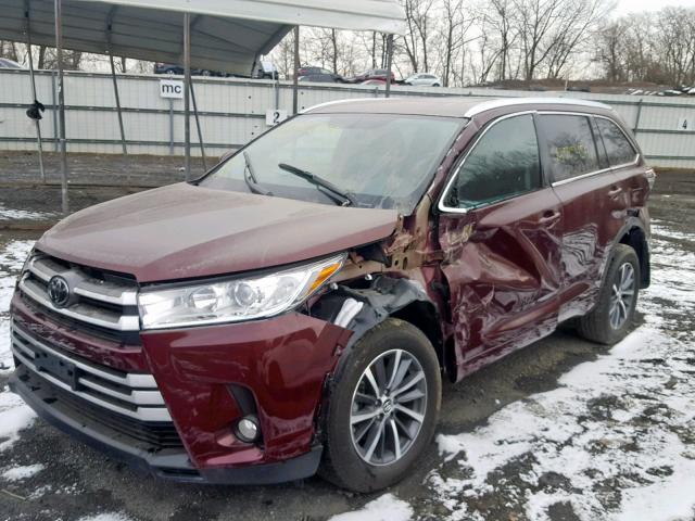 5TDJZRFH9JS849649 - 2018 TOYOTA HIGHLANDER BURGUNDY photo 2