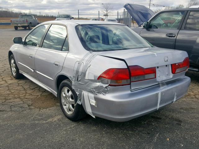 1HGCG56662A130641 - 2002 HONDA ACCORD EX SILVER photo 3