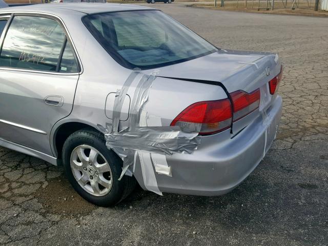 1HGCG56662A130641 - 2002 HONDA ACCORD EX SILVER photo 9