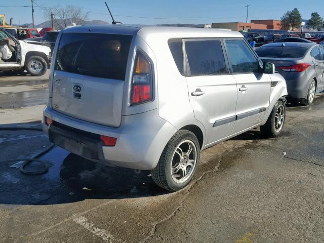 KNDJT2A27B7705220 - 2011 KIA SOUL + SILVER photo 4