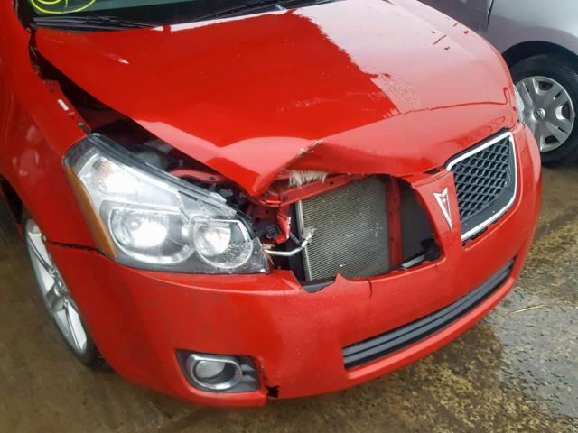 5Y2SM67039Z465306 - 2009 PONTIAC VIBE RED photo 9